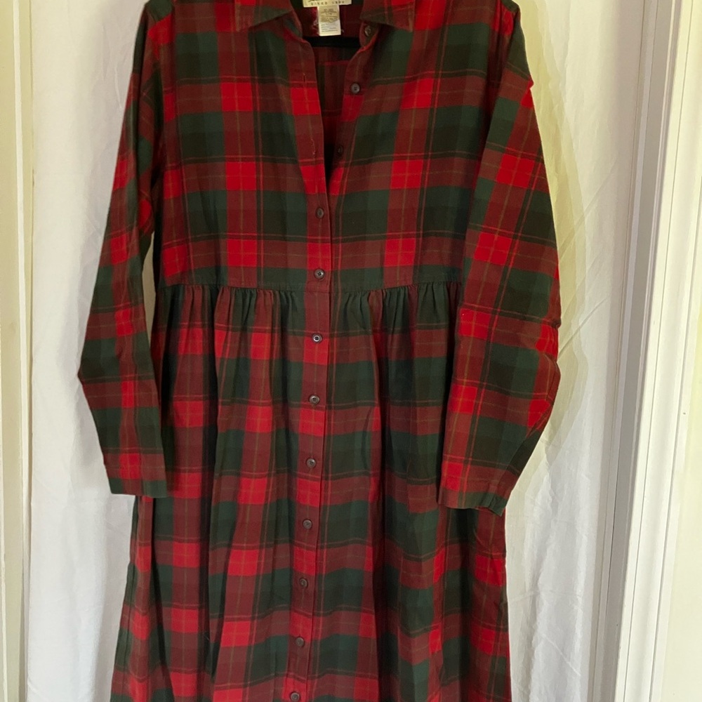Vintage Eddie Bauer Red & Green Plaid Button-Front Long Sleeve Dress